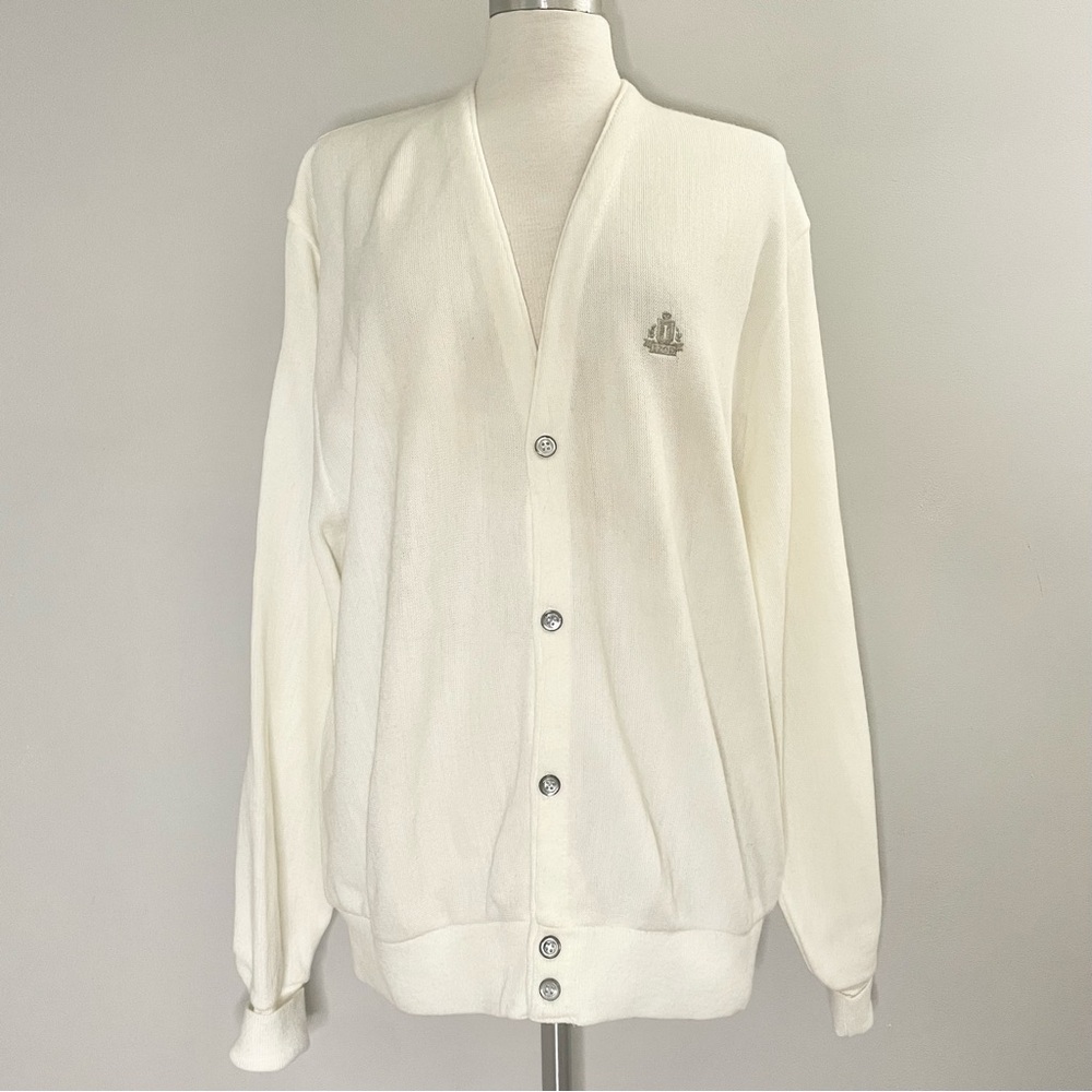 Izod Vintage Embroidered Crest Long Sleeve Button Down Knit Cardigan Sweater NWT